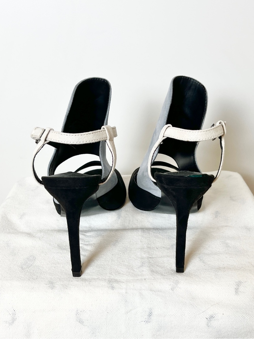 Zara Colorblock Suede Peep-Toe Slingback Stiletto Heels Black/Gray – EU 39 - Picture 7 of 11